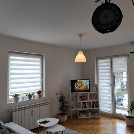 Stari Cerak Apartment Zarkovo